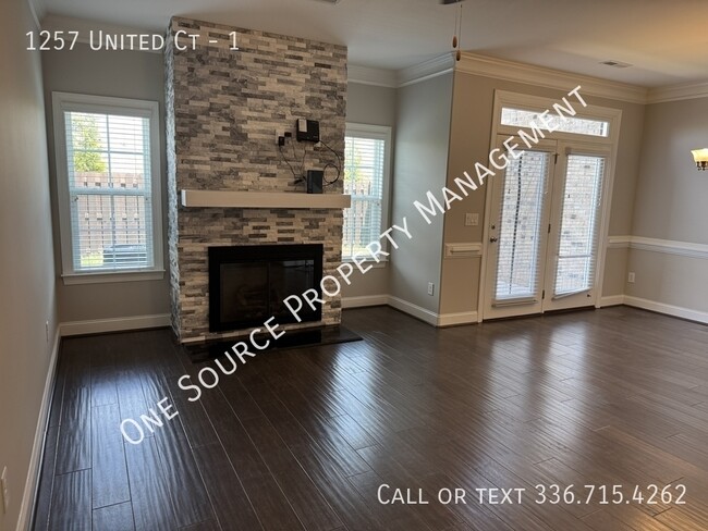 Building Photo - 1257 United Ct