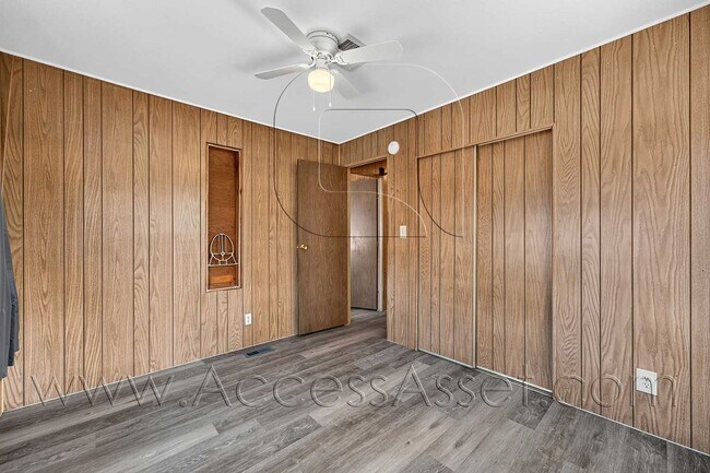 Building Photo - 16450 Monterey St