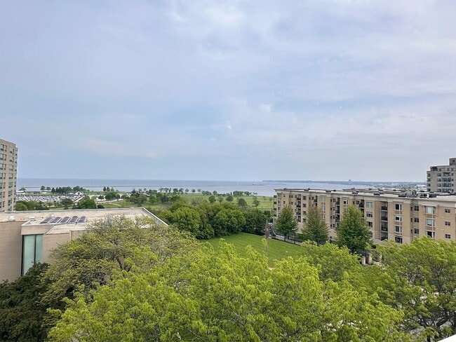 Building Photo - 1409 N Prospect Ave