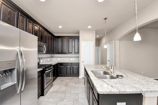 Building Photo - 8139 Heartbrook Field Ln