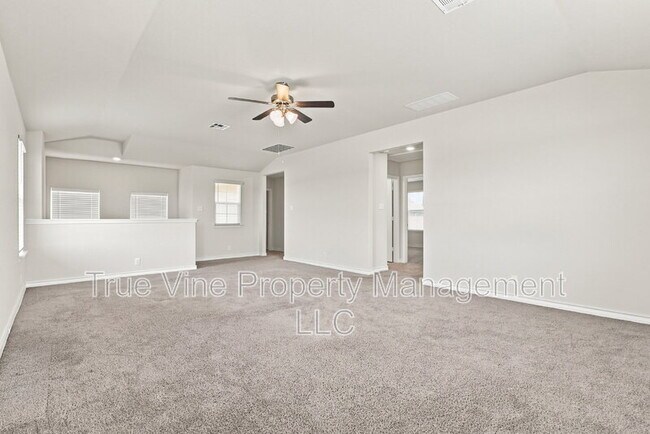 Building Photo - 913 Rolling River