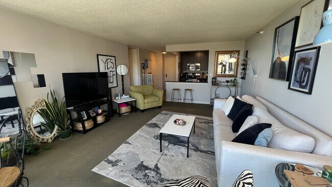 Building Photo - Luxury High-Rise Condo with Stunning Lake Michigan Views