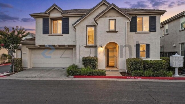 Building Photo - 8464 Roseto Rd