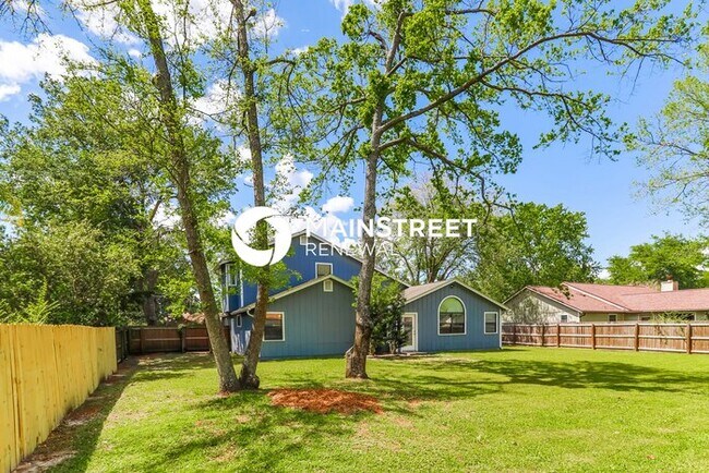 Building Photo - 3 Bedroom Pet-Friendly Home in Fleming Island, FL with Main Street Renewal