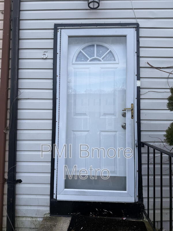 Building Photo - 5 Bohn Ct