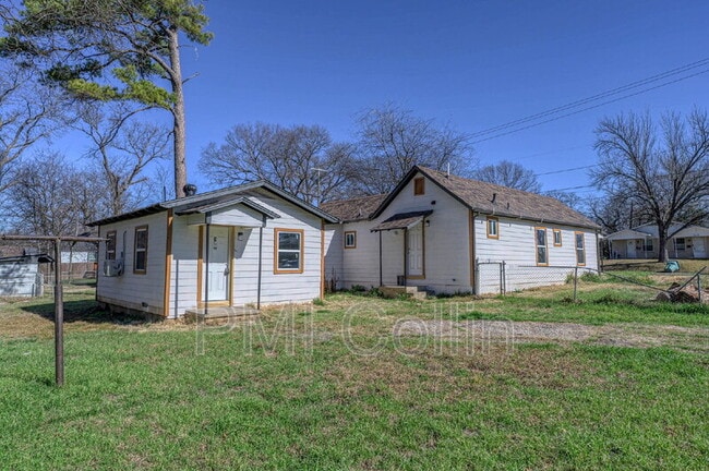 Building Photo - 1434 S Rusk St
