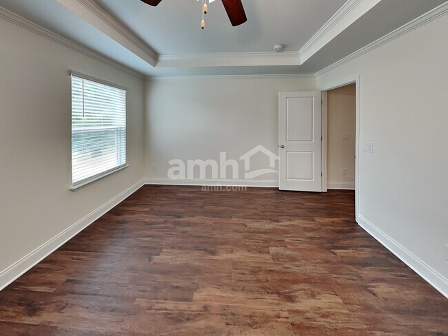 Building Photo - 6202 Little Blf Cir