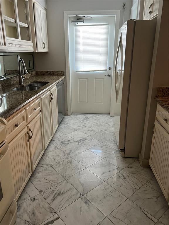 Building Photo - 1601-1601 N Central Ave