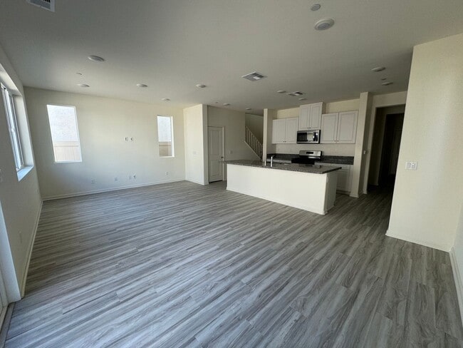 Building Photo - Beautiful Brand New Home