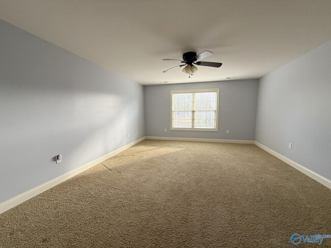 Building Photo - 118 Crystal Lake Dr