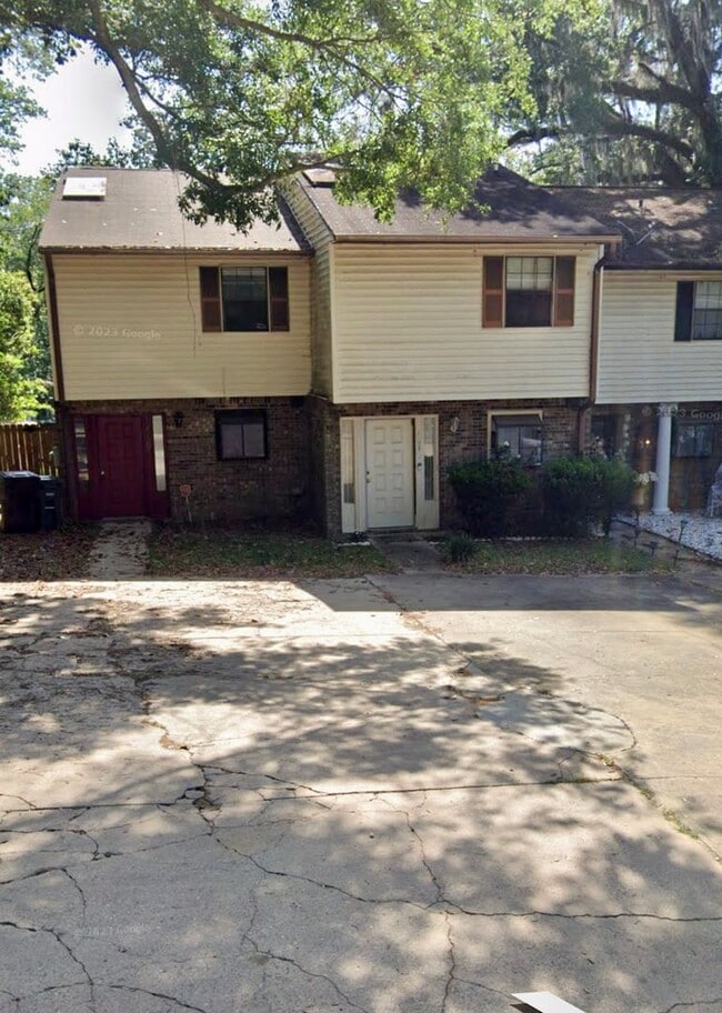 Building Photo - 2/2.5 off Old St Augustine