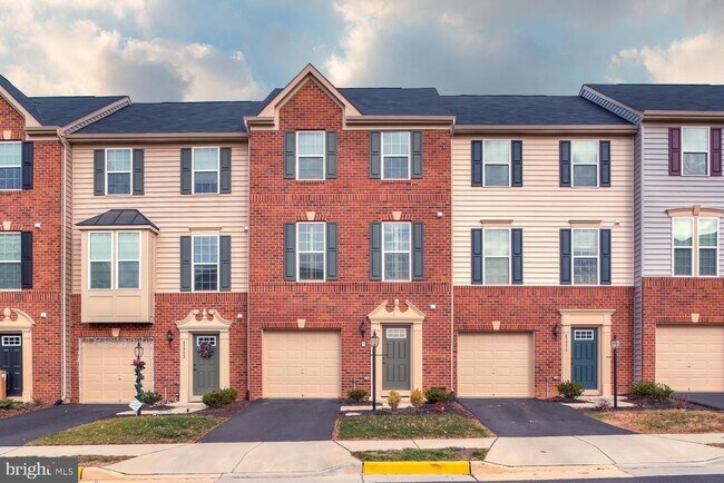 Building Photo - 45954 Iron Oak Terrace