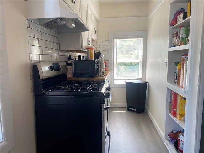 Building Photo - 15-17 Florida Ave