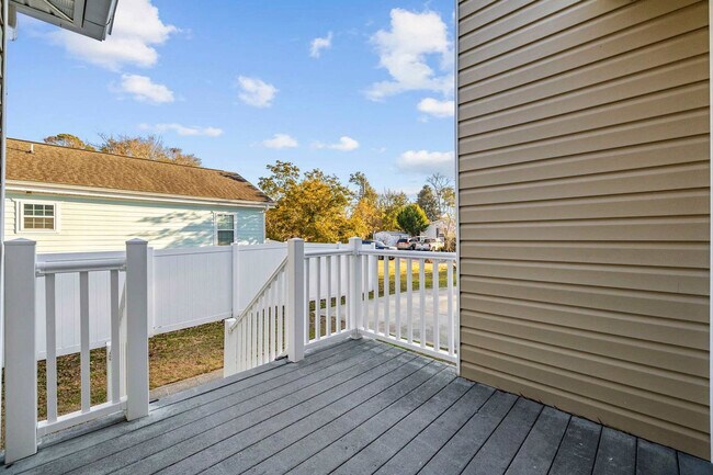 Building Photo - 430 Yaupon Ave