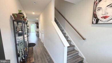 Building Photo - 20 Nelsons Wy