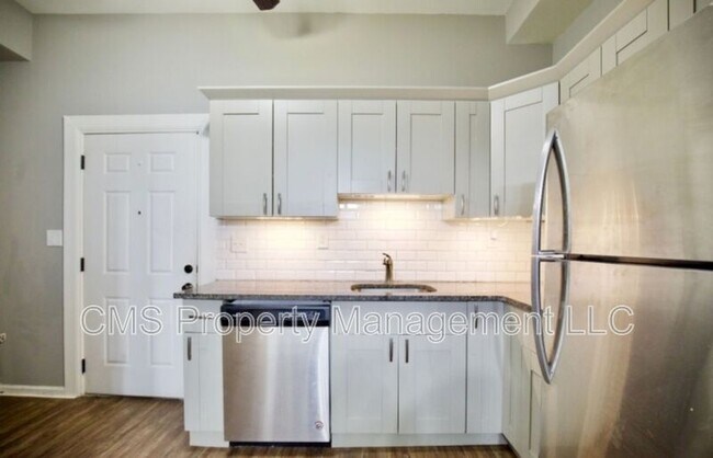 Building Photo - 374 E Westfield Ave