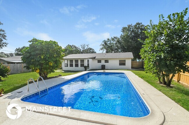 Building Photo - 2836 Orchid Ln