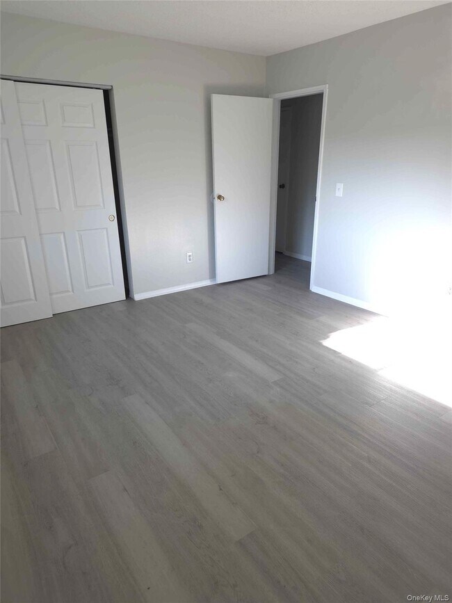 Building Photo - 1506 Cortland Dr