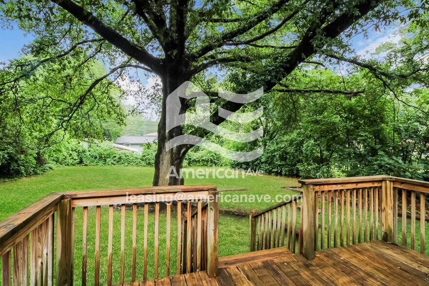 Building Photo - 2109 Gayley St