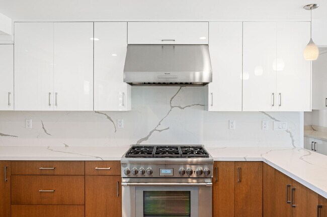 Building Photo - 73534 Silver Moon Trail