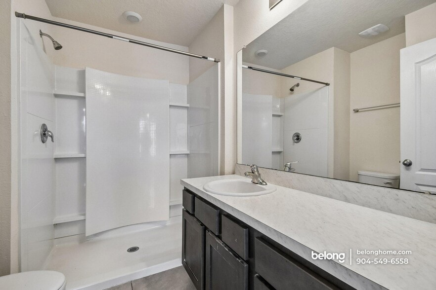 Building Photo - 4038 Oak Mill Rd