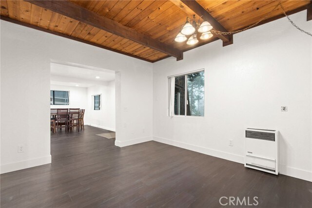 Building Photo - 55305 S Circle Dr