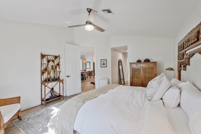 Building Photo - 2622 Country Golf Dr