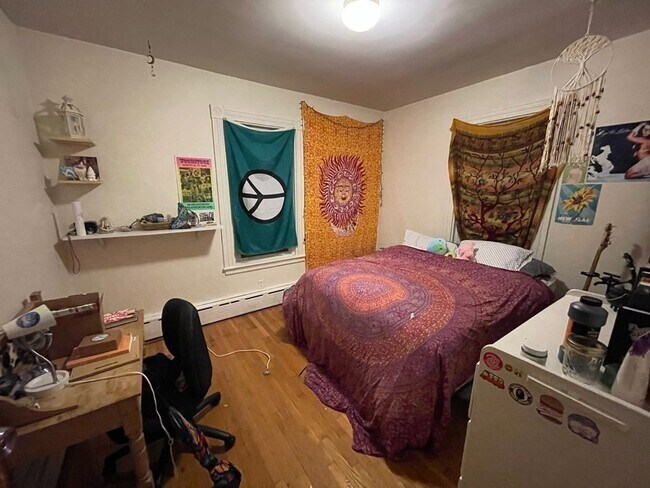 Building Photo - 26 Greylock Rd