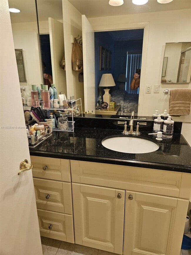 Building Photo - 15700 Bottlebrush Cir