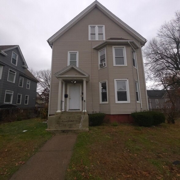 Building Photo - 121 Northampton Ave