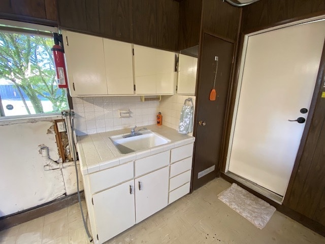 Building Photo - Beautiful Toro Park Home!