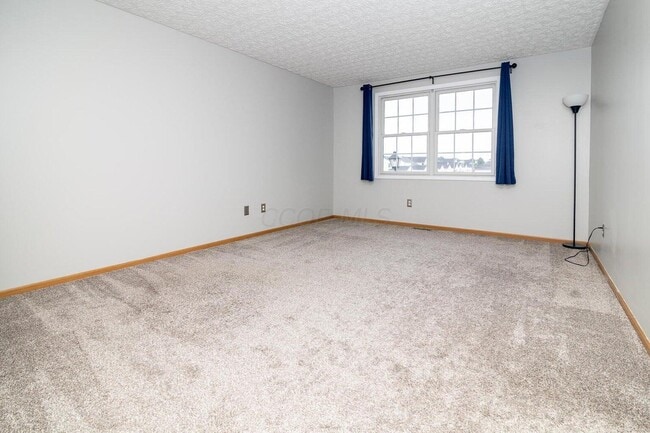 Building Photo - 1562 Sargas St