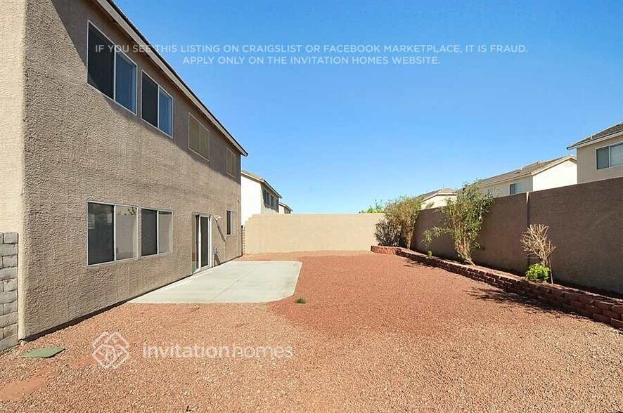 Building Photo - 8913 W Wolf Dancer Ave