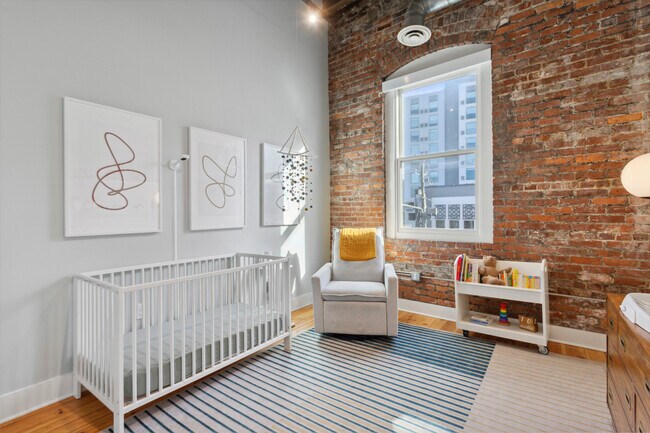 Building Photo - 342 Marietta St NW