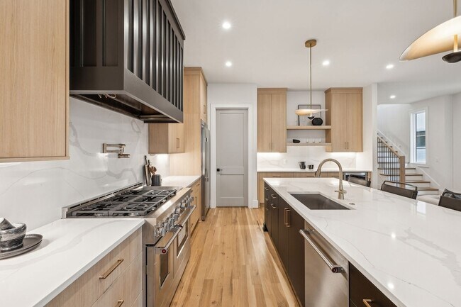 Building Photo - 87 Brookwood Terrace