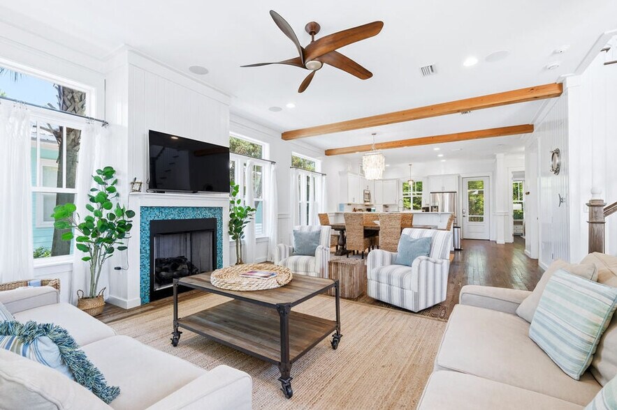 Building Photo - 285 Cassine Garden Cir