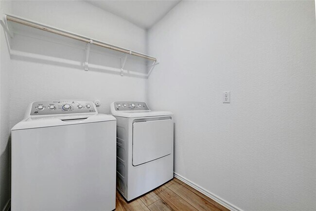 Building Photo - 1141 Catfish Ln