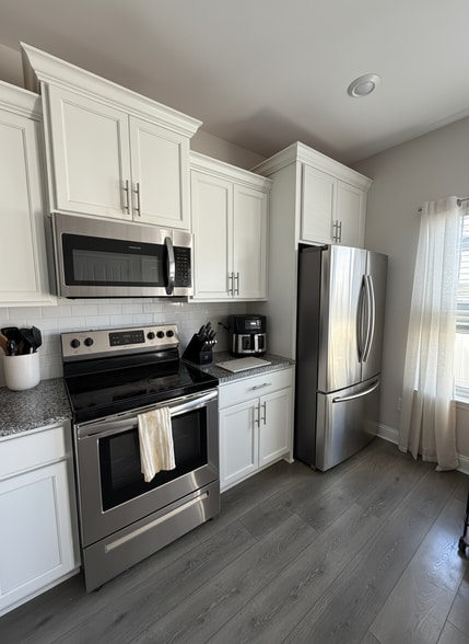 Building Photo - 1037 Milson Ln