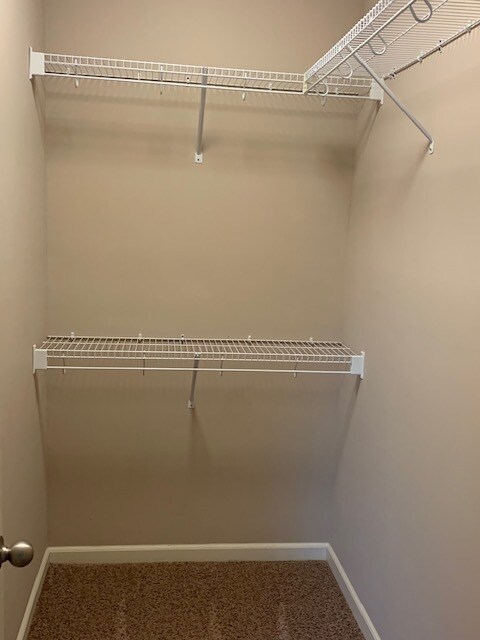 Building Photo - 621 Top Notch Ln