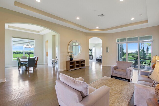 Building Photo - 17001 SW Sapri Way