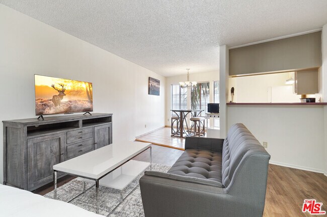 Building Photo - 3600 Bagley Ave