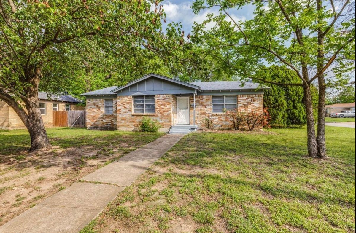Building Photo - 10125 Muskogee Dr