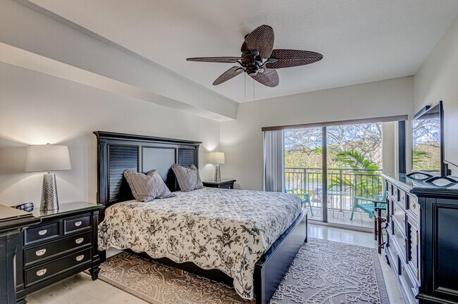 Building Photo - 4801 PGA Boulevard