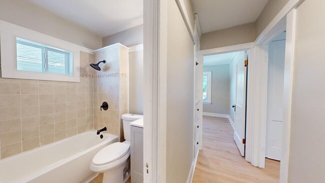 Building Photo - For August Move-In - West Blvd Area - 2 Bedroom Single Family Home