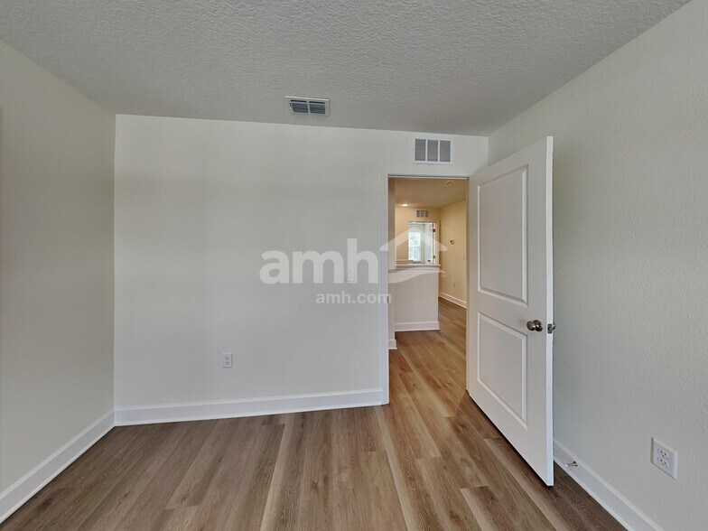 Building Photo - 2583 Spring Moss Ct