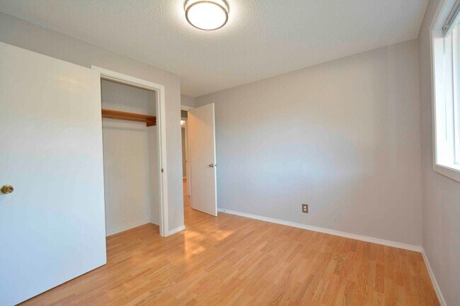 Building Photo - Spacious Multi-Generational Rental Opportunity – 3 Bed, 2 Bath Home + Detached ADU