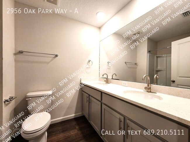 Building Photo - 2956 Oak Park Way