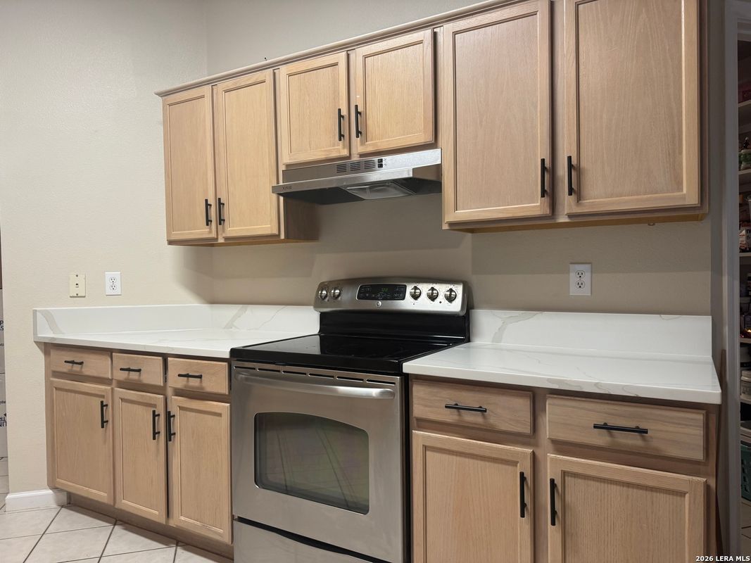 Building Photo - 1136 Berry Creek Dr