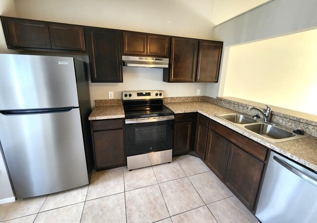 Building Photo - 2913 Prince Oak Ct