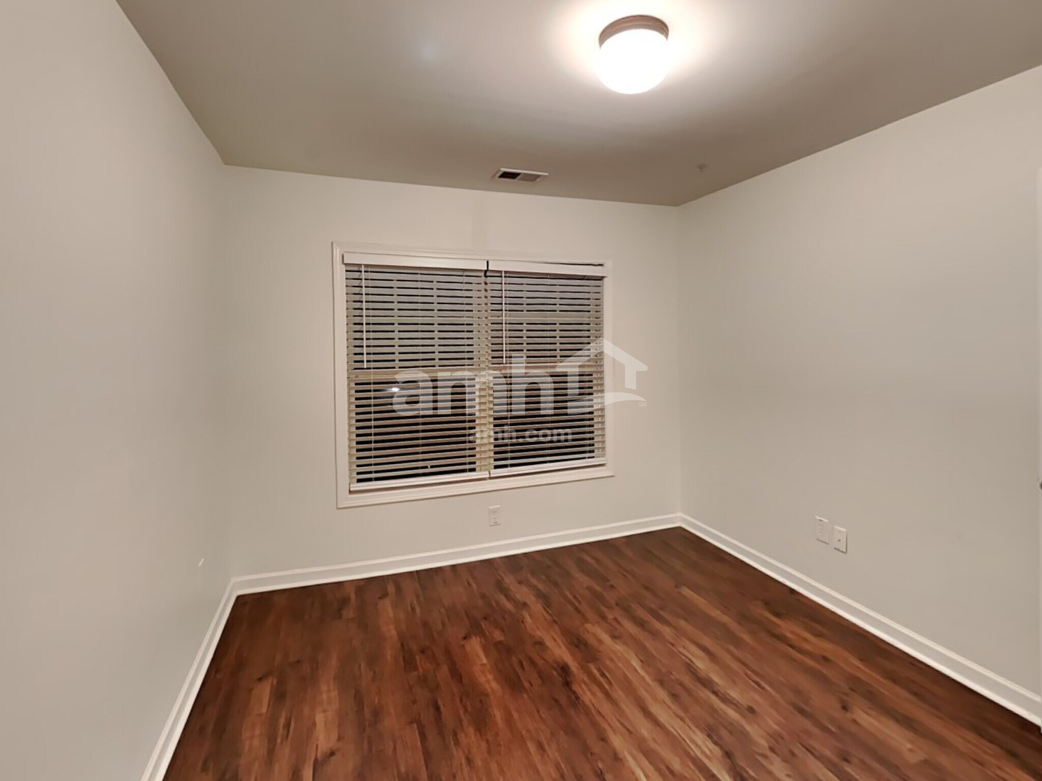 Building Photo - 308 Downing Creek Trl